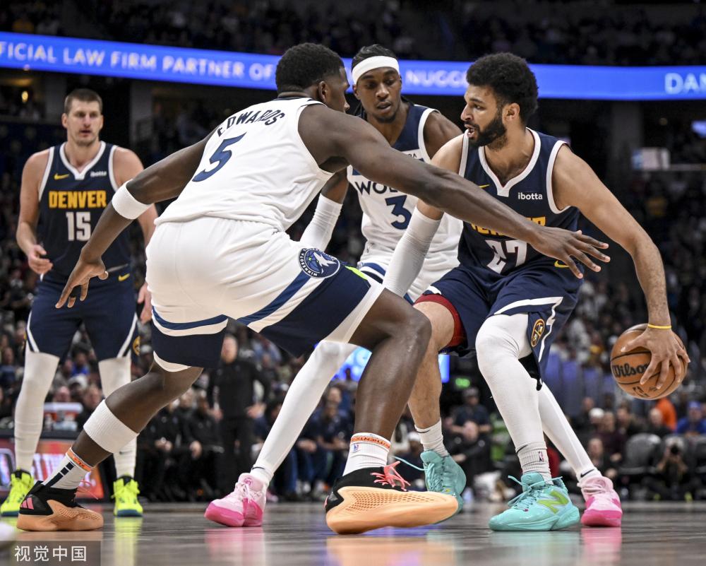 穆雷：我这些年进过不少关键球，但关键球给约基奇是有原因的（穆雷：尽管我常命中关键球，关键时刻仍应交给约基奇）